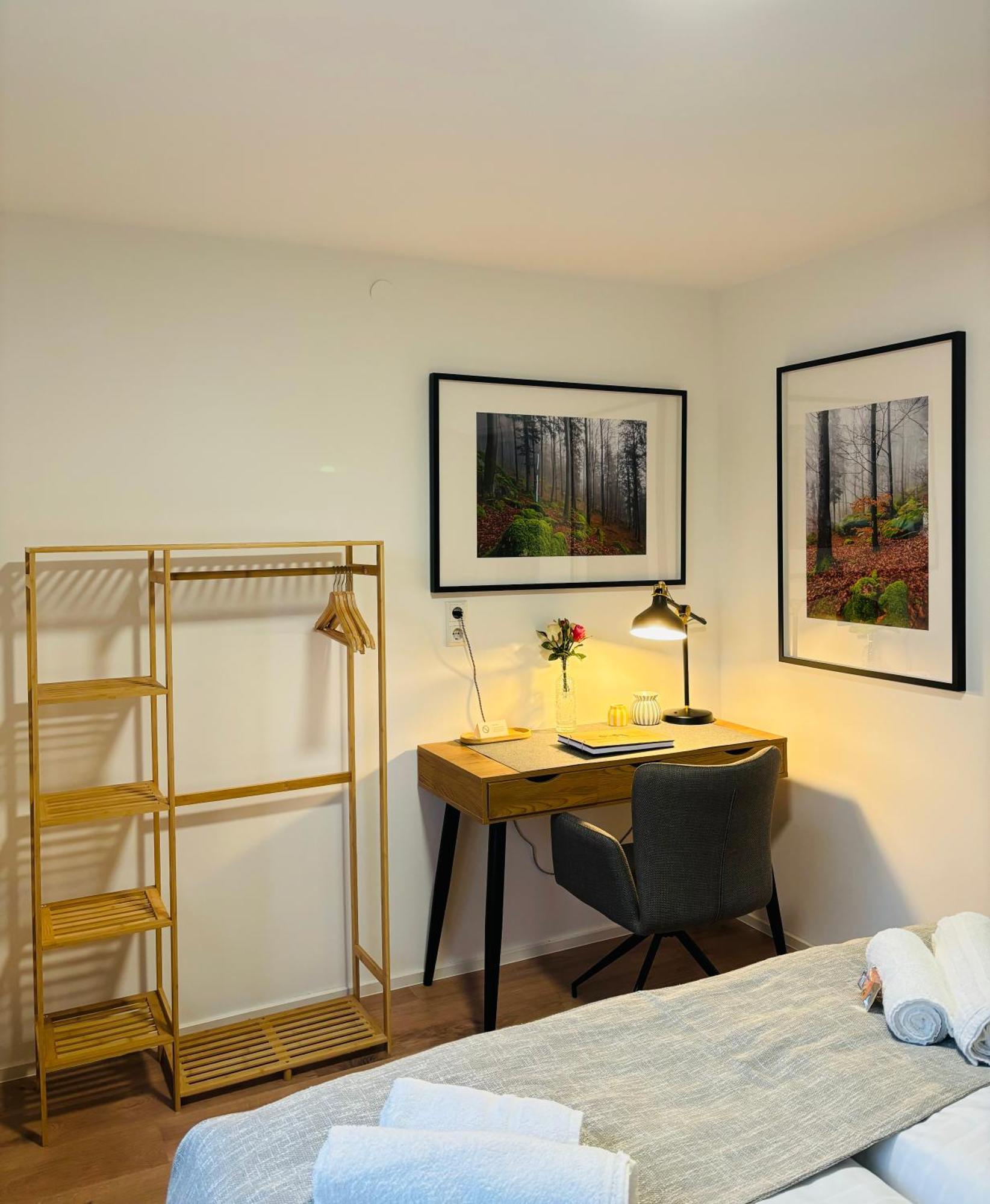 Ferienwohnung Jacuzzi Terrasse 55' Tv Kueche Regendusche Bad Bellingen Exterior foto