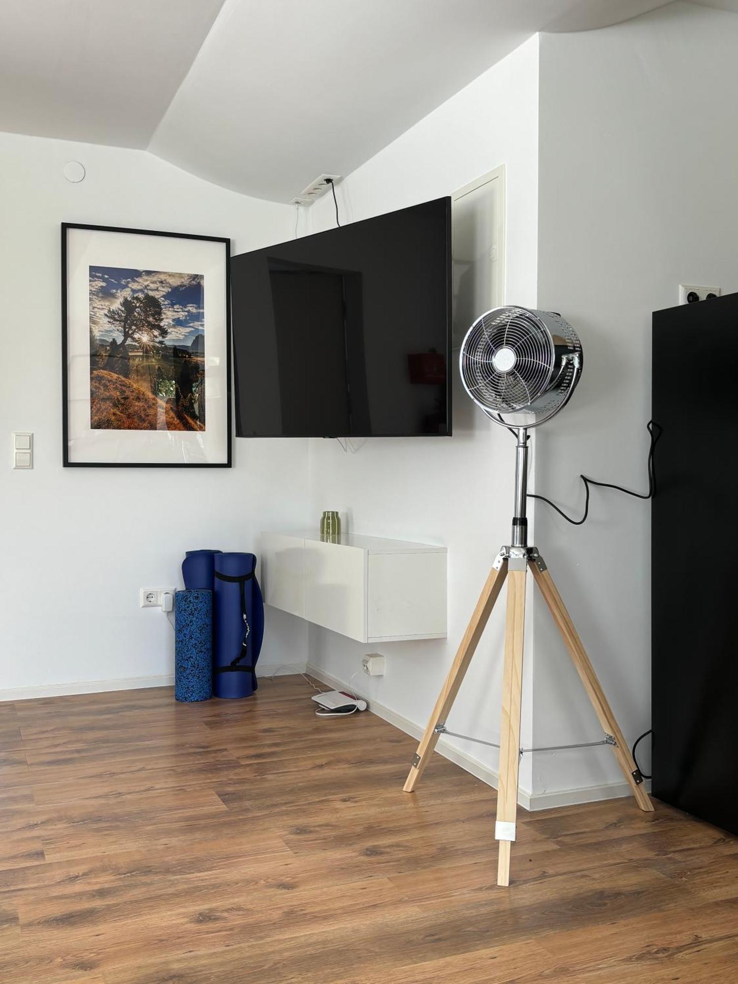 Ferienwohnung Jacuzzi Terrasse 55' Tv Kueche Regendusche Bad Bellingen Exterior foto